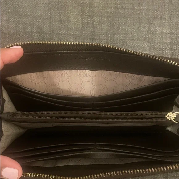 Michael Kors Signature Dark Brown Zip-Around Wallet - Picture 13 of 16